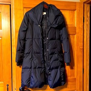 Michael by Michael Kors Navy Womens down coat, size medium.